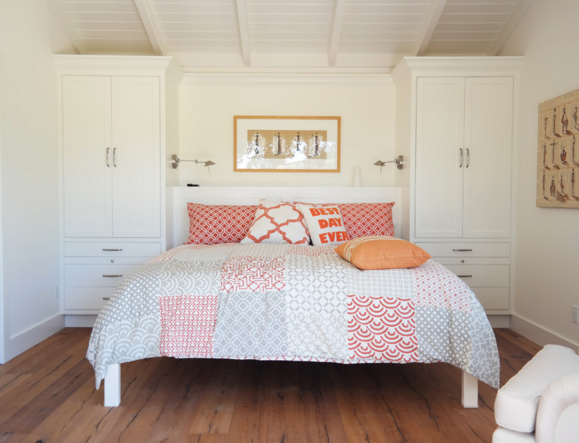 space-saving-solutions-for-small-bedrooms