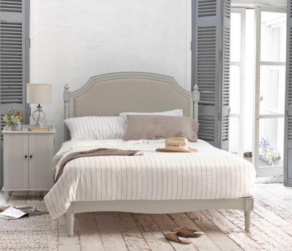 space-saving-solutions-for-small-bedrooms